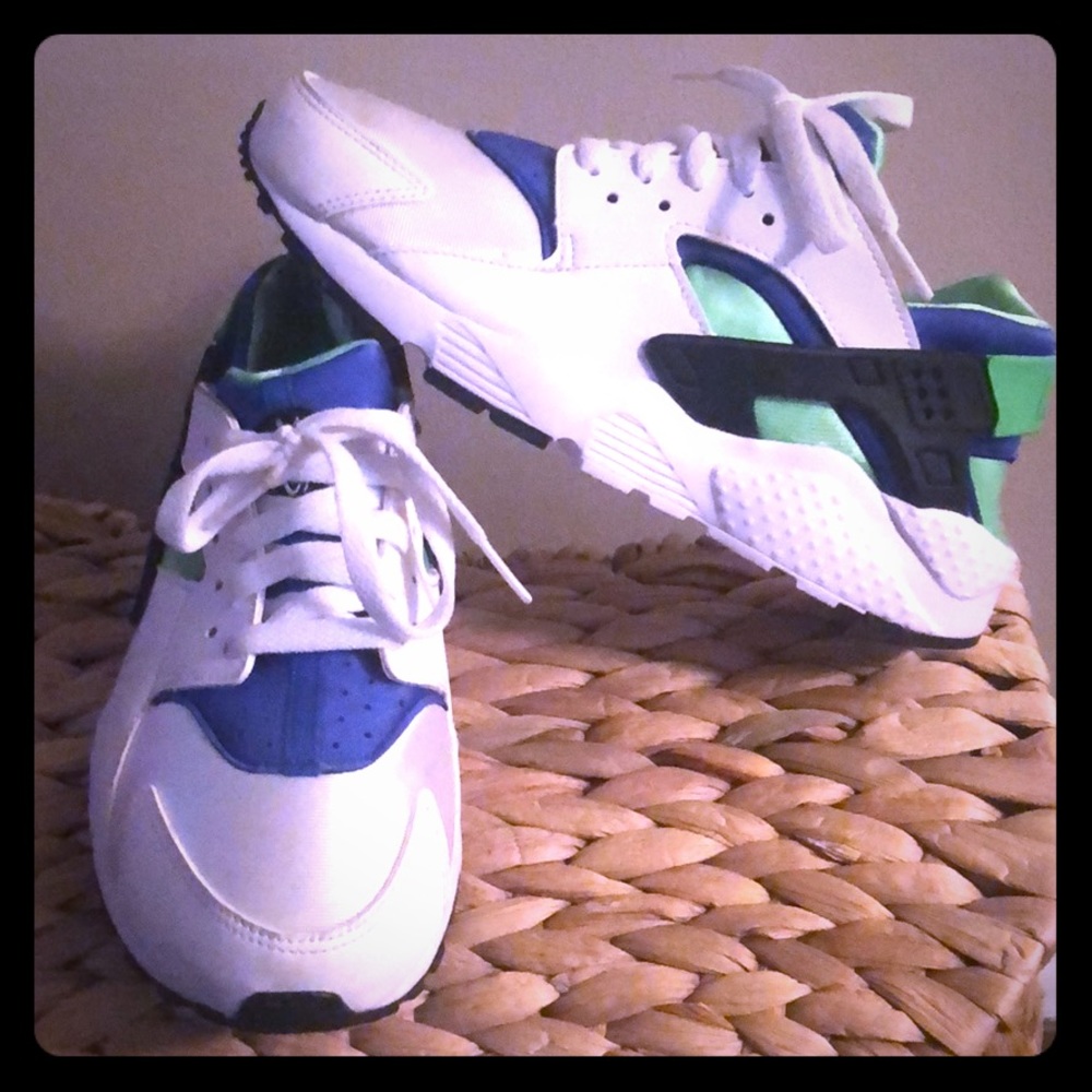 Nike Huarache OG colorway